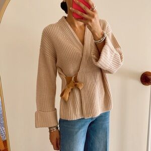 HEM & THREAD WRAP SWEATER